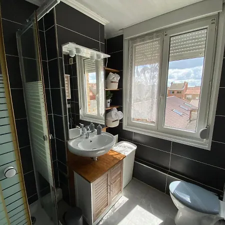Appartement Dunkerque Proche Plage Et Transports Dunkirk